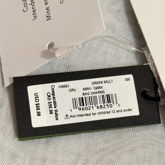 kate spade x snoopy puffer key charm (green) - Picture 7 of 8